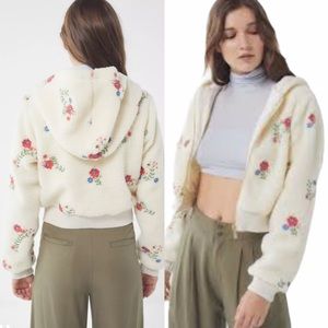 URBAN OUTFITTERS Teddy Embroidered Flower Jacket L